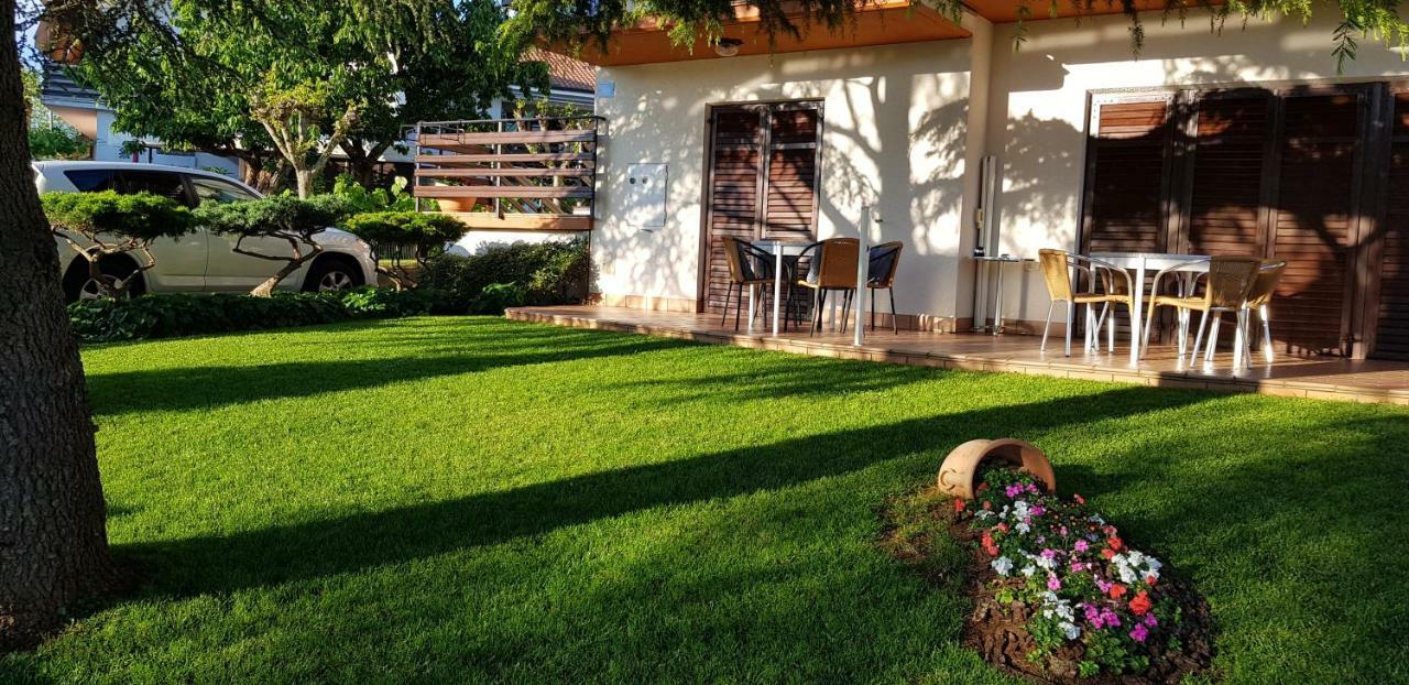 Fiori Apartment Umag Eksteriør billede